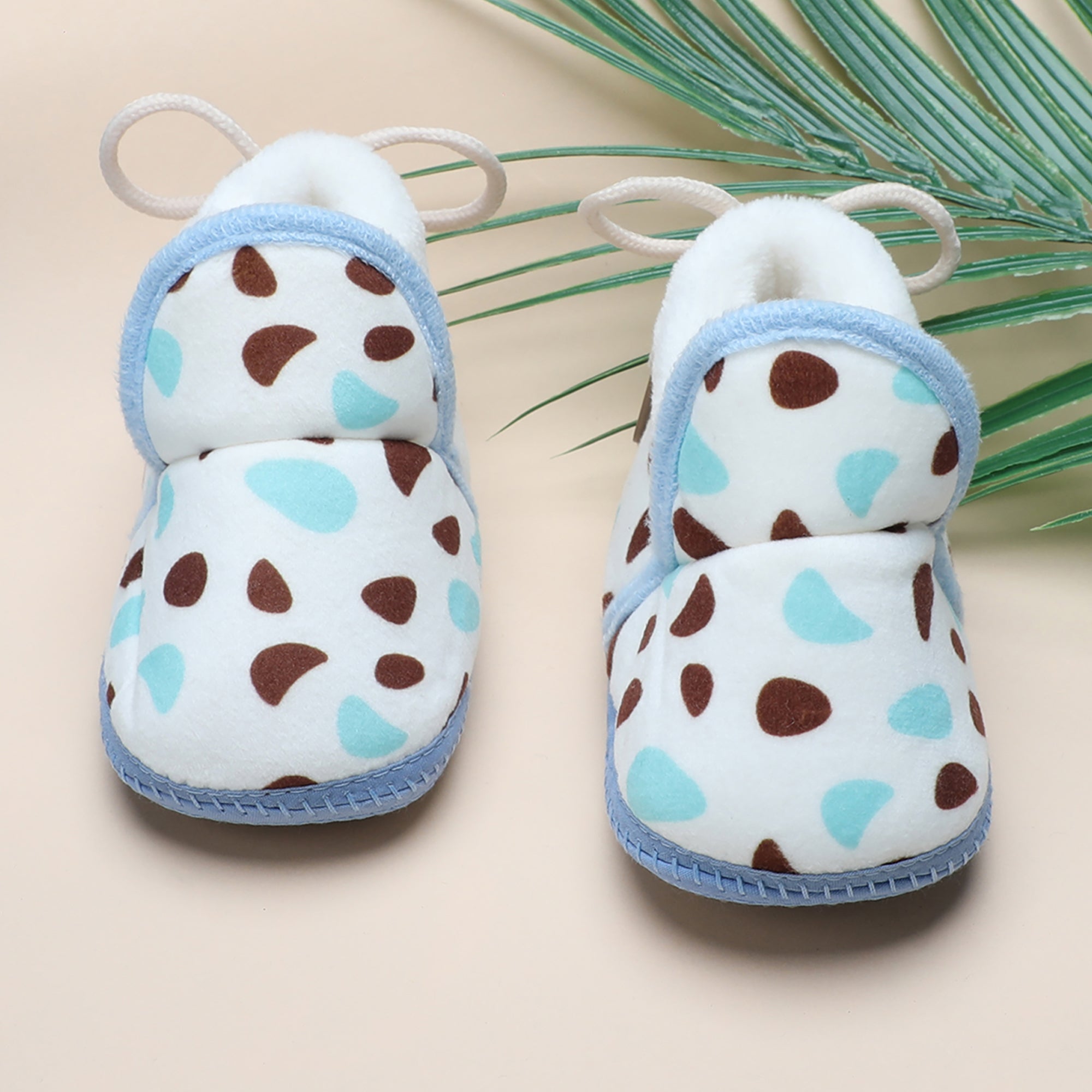 Baby Moo Abstract Spots Soft Slip-On Anti-Skid Plush Warm Booties - Blue