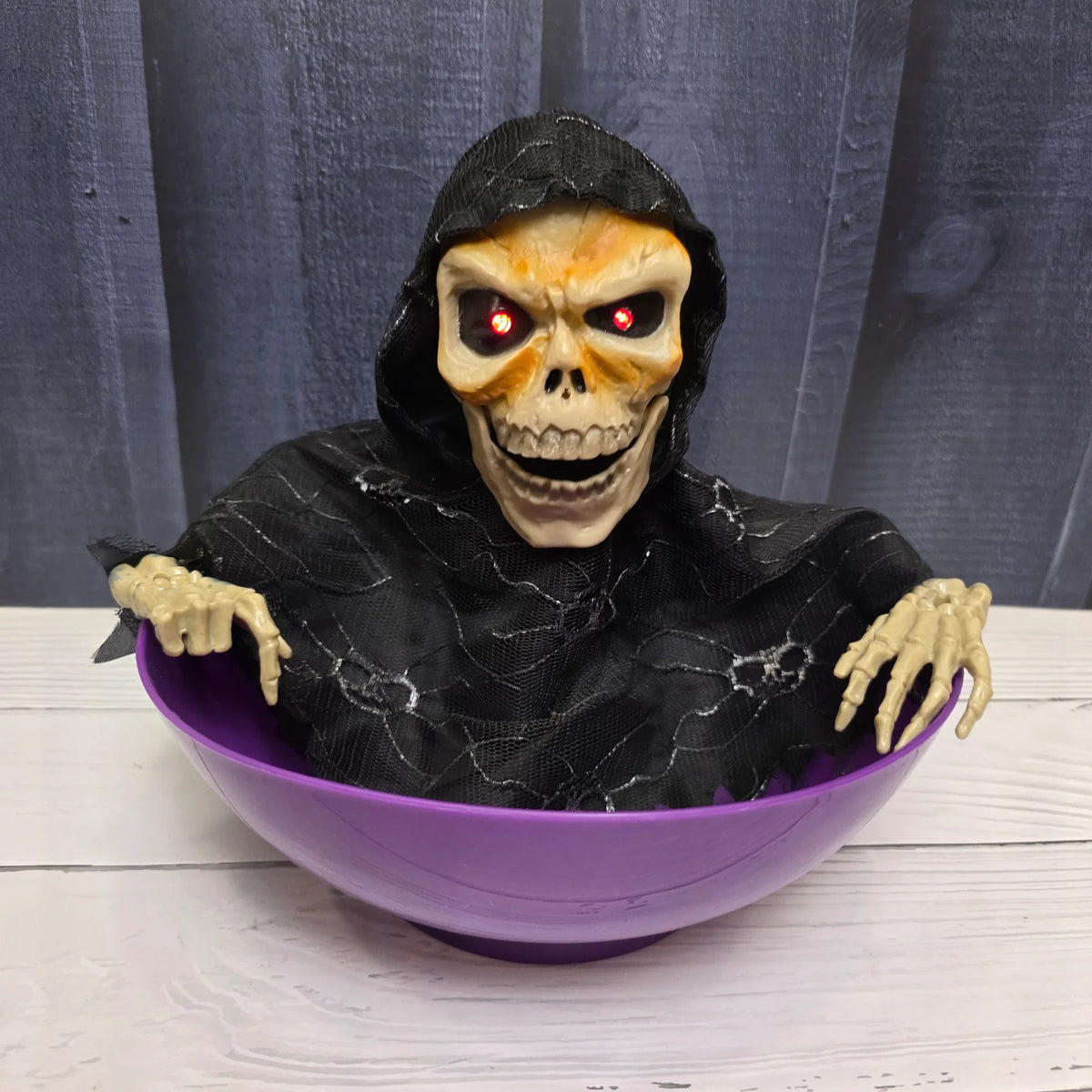 Animated Candy Bowl – Purple Phantom