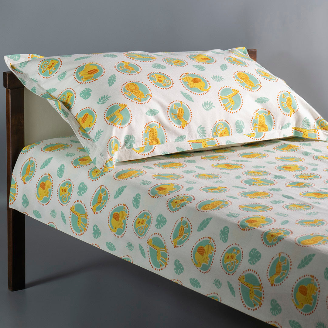 Gudgoodie Kids Flat Bedsheet Set  - 100% Cotton Percale - Queen/Double Bedsheet