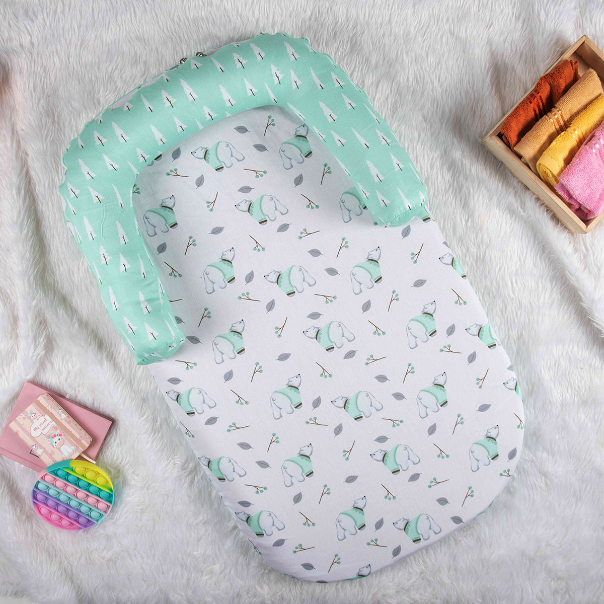 Tiny Snooze Foldable Baby Bed- Arctic