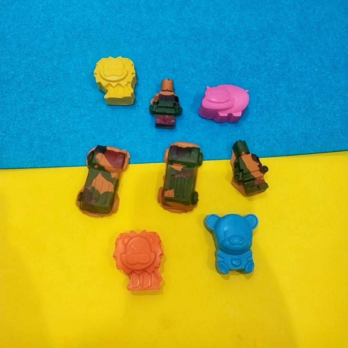 The Jungle Safari - Set Of 8 Crayons