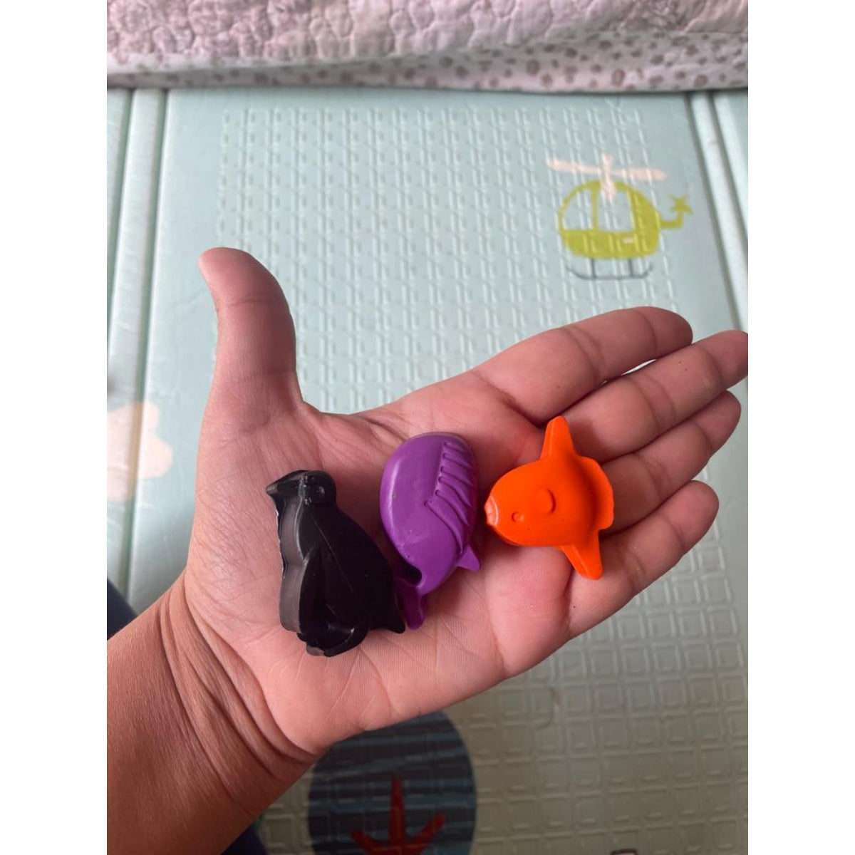 The Under The Sea Set Of 8 Crayons