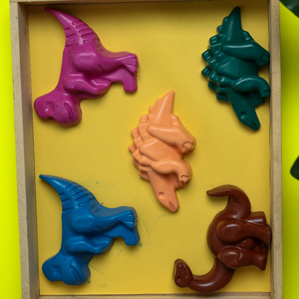 Jumbo Dinosaur Crayons Set of 5