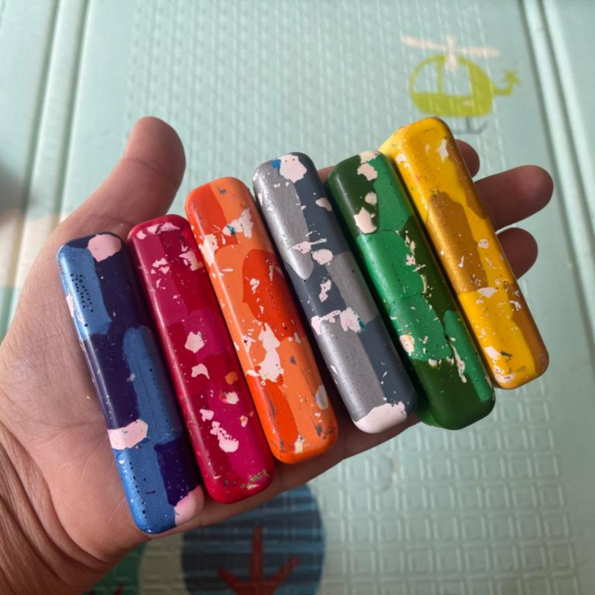 Marbled Kitkats Set of 6 Crayon Colours