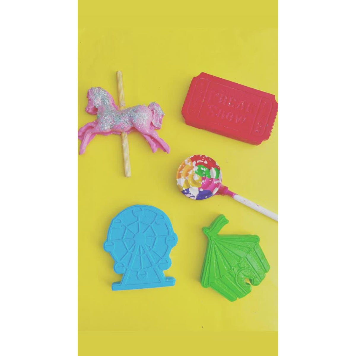 Jumbo Carnival Set of 5 Crayons