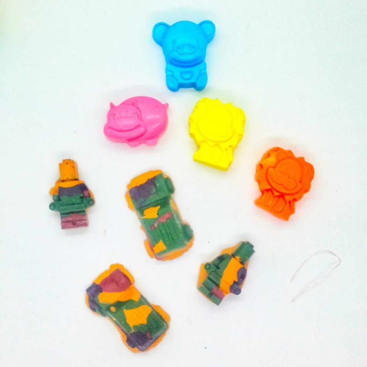 The Jungle Safari - Set Of 8 Crayons