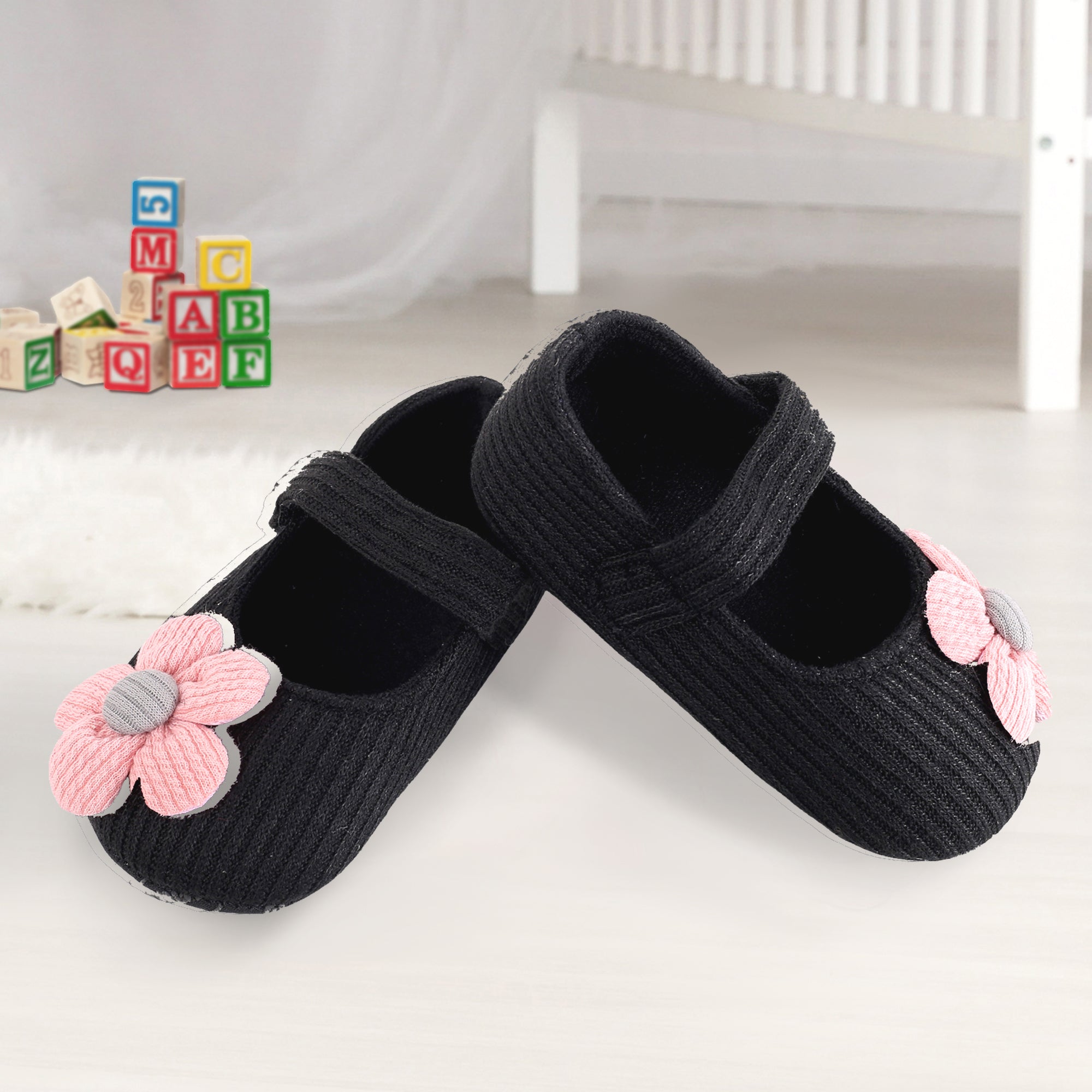 Baby Moo Floral Applique Black And Pink Booties