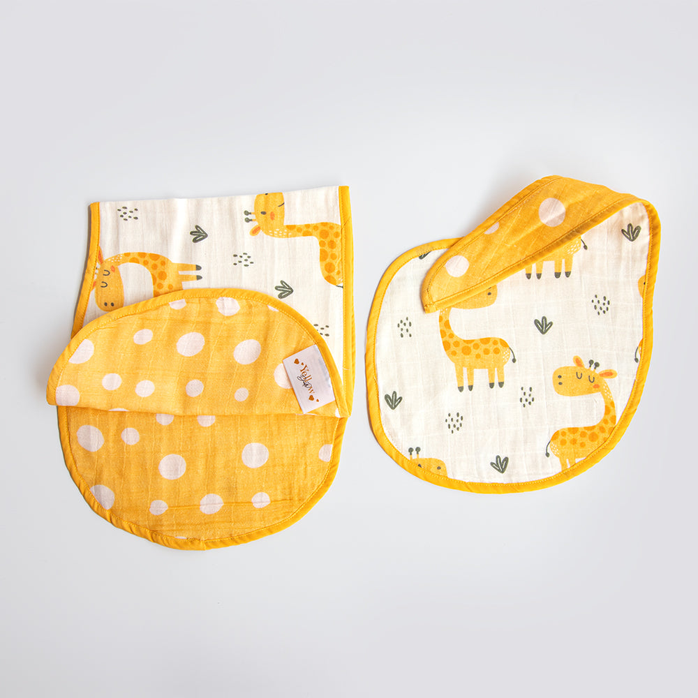 Baby Giraffe & Cute Polka -  Essentials Gift Basket