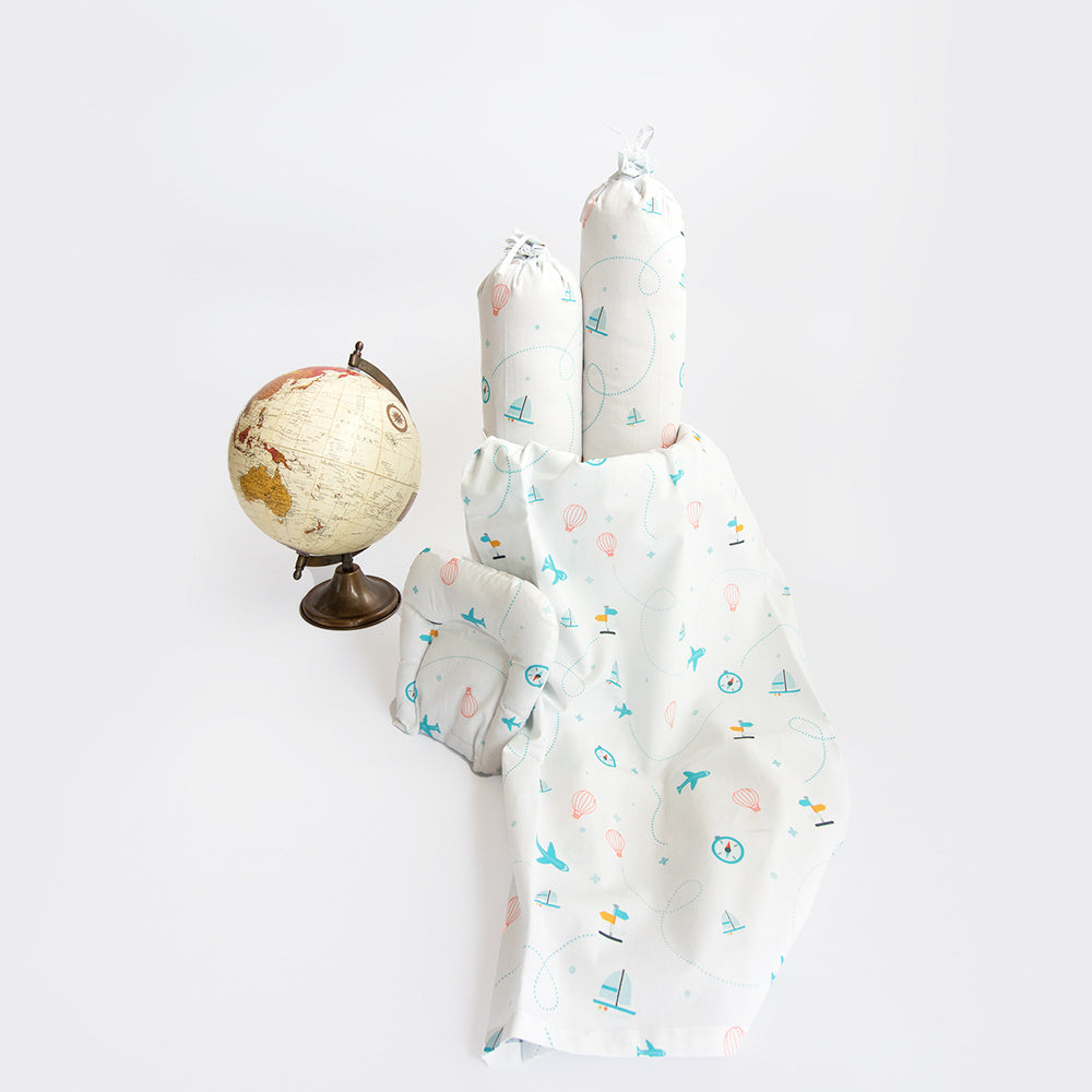 Lil Travellers- Organic Cot Bedding Gift Set