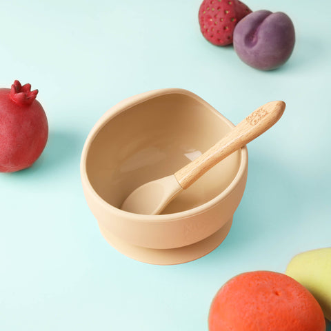 Kicks & Crawl- Silicone Bowl & Spoon Set - Cream