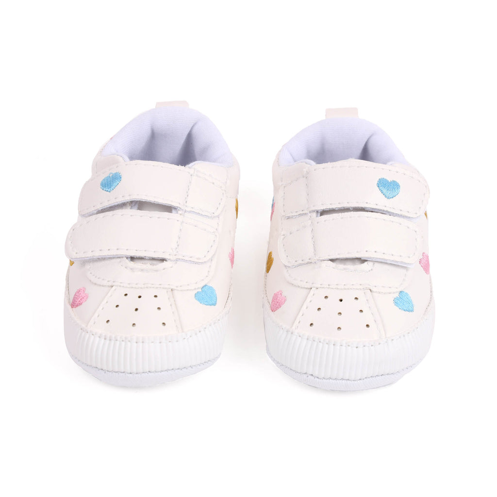 Kicks & Crawl- Lovely Hearts White Baby Shoes