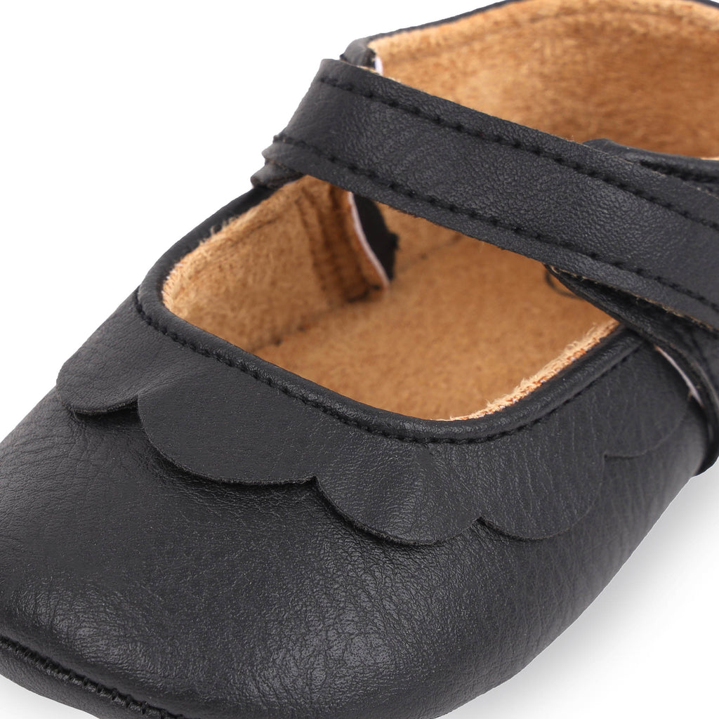 Kicks & Crawl- Ebony Ruffle Baby Shoes