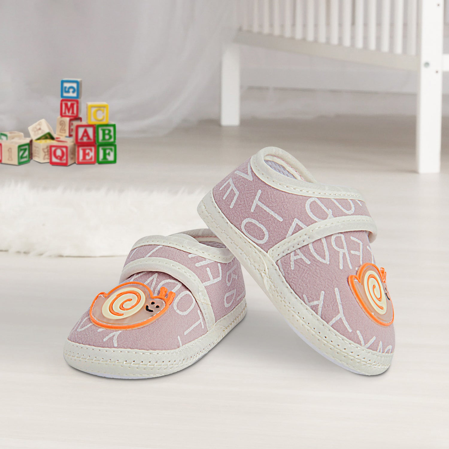 Baby Moo Happy Snail Mauve Booties