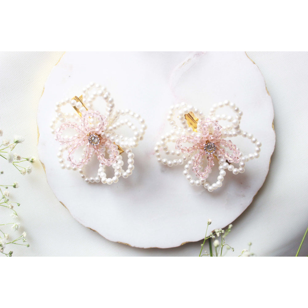 CHOKO Pair Of Crystal & Pearls Embellished Flower On Alligator Hair Clip - Off White & Pink