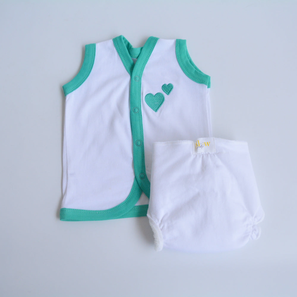 Green Hearts Babywear Set