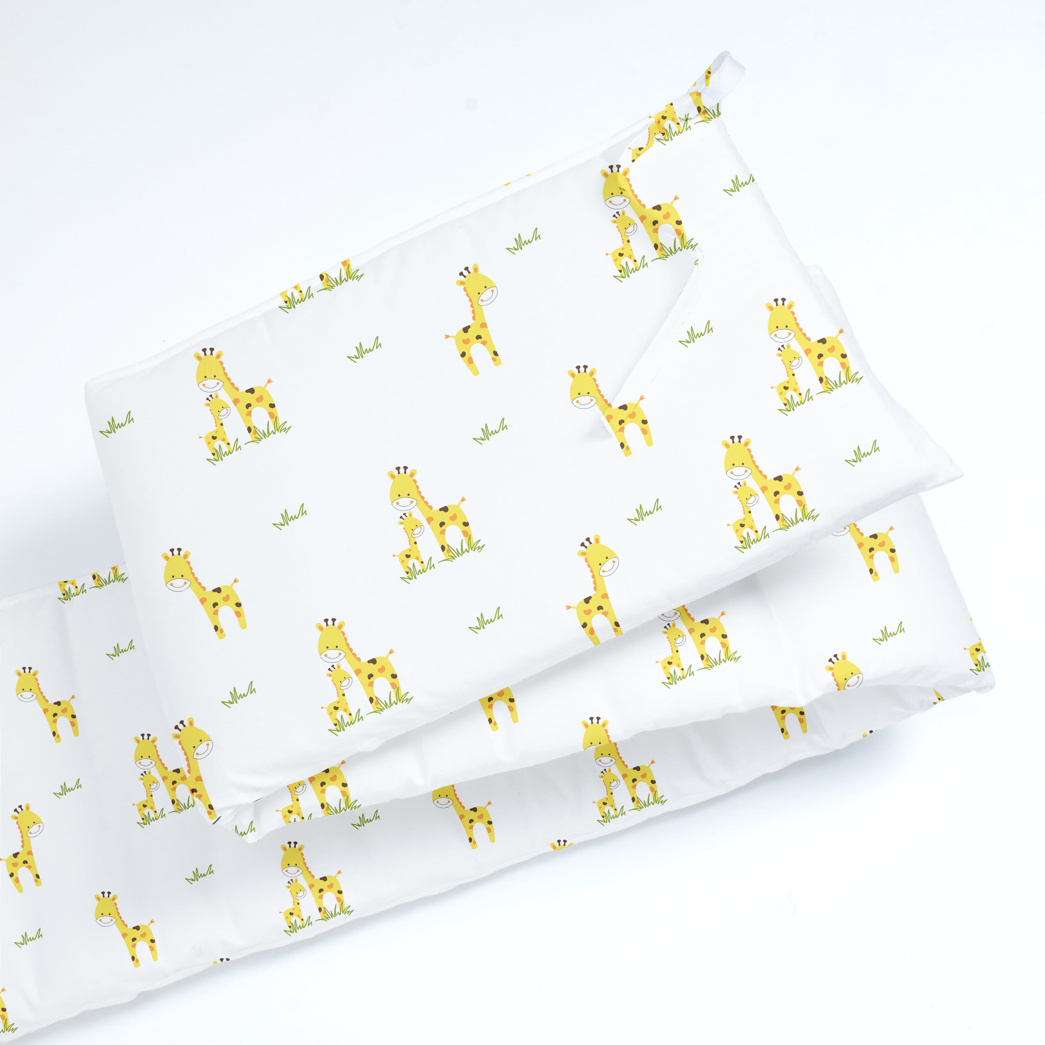 The White Cradle Baby Safe Cot Bumper Pad, Fits all Standard Cribs, Thick Padded Protective Liner for Child Nursery Bed, Soft Organic Cotton Fabric, Breathable, Non-Allergenic - Giraffe