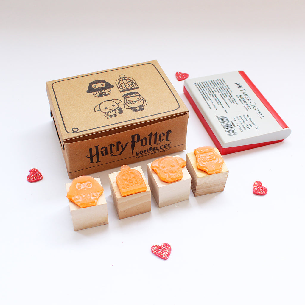 Official Harry Potter Mini Rubber stamps on a Wooden Mount - Hedwig Dobby Dumbledore Hagrid - Set of 4