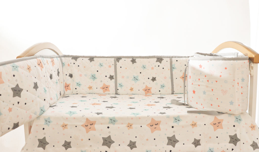 Twinkly Stars - Quilted Cot Bumper
