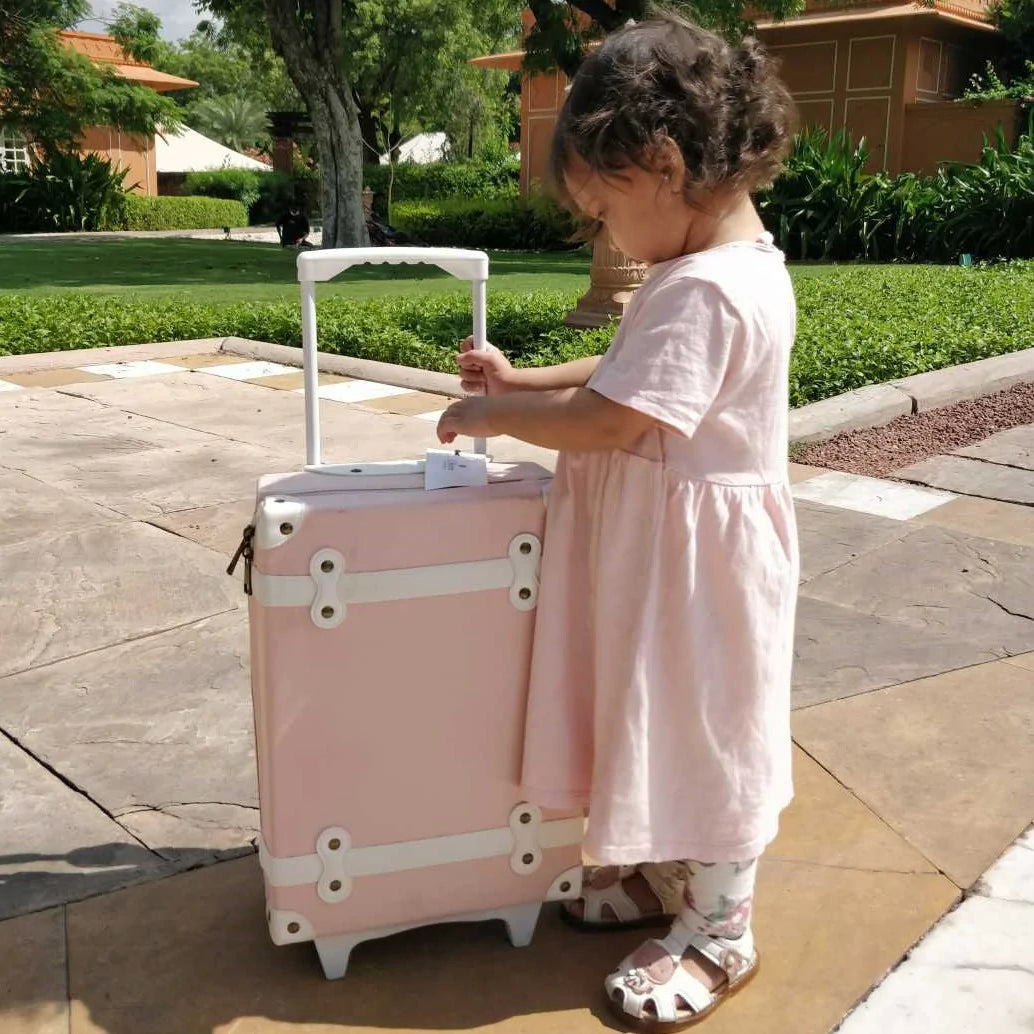 Snuggly Suitcase - Rose pink