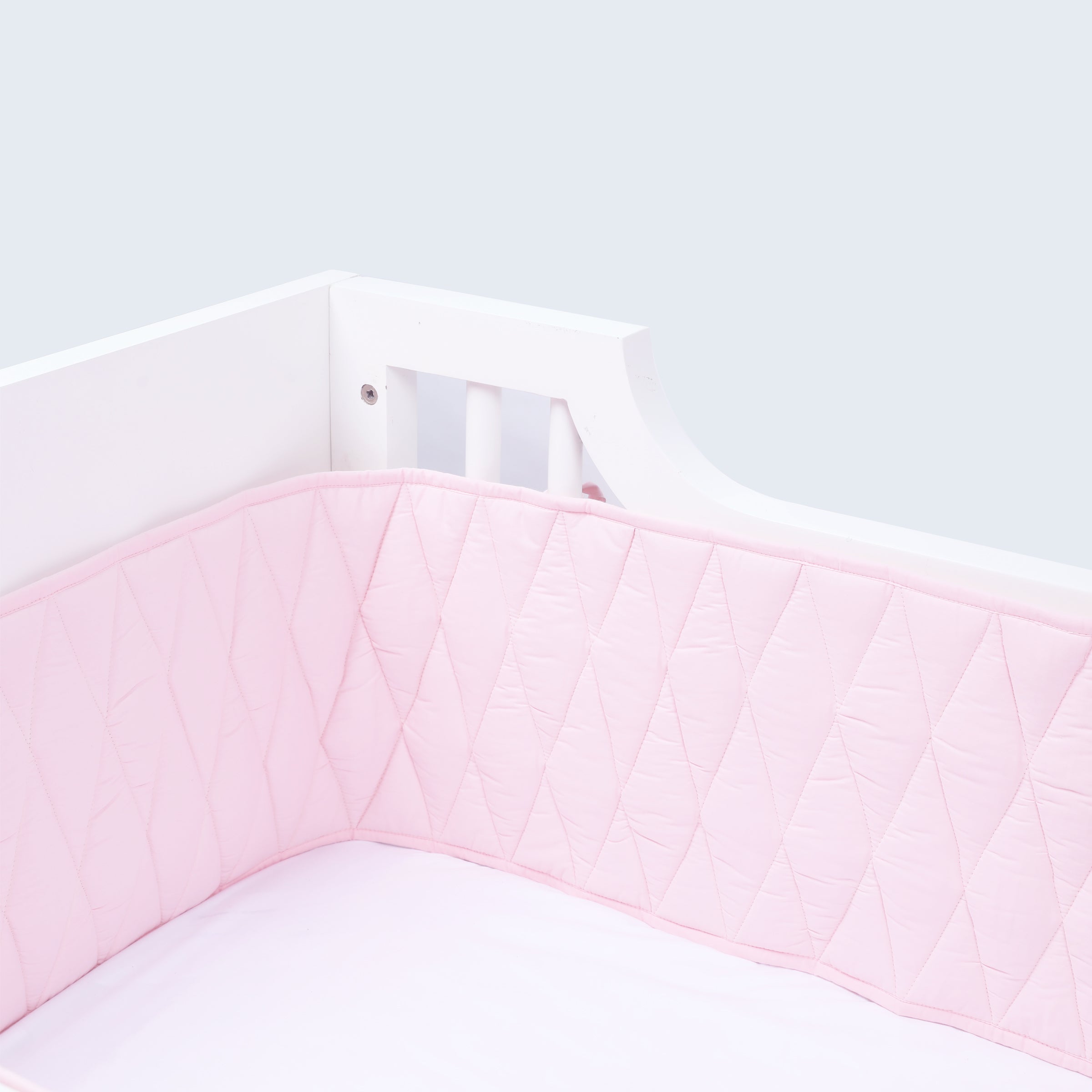 Masilo Cot Bumper With Harlequin Quilting – Pink