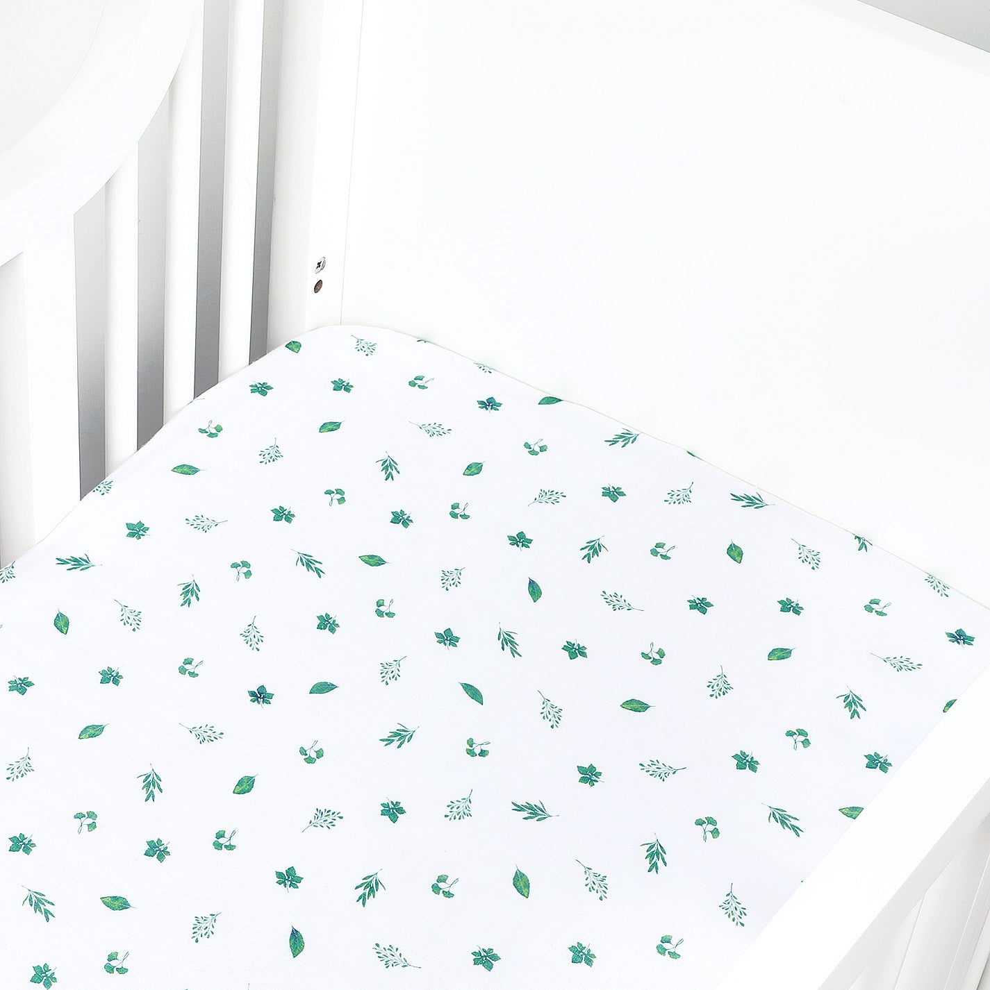 Masilo Bamboo Muslin Fitted Cot Sheet - Tropical Vibes Only