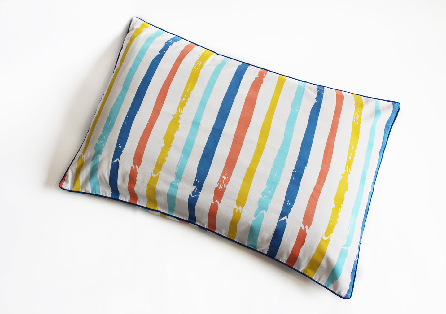 Bold Stripes Single Pillow Cover