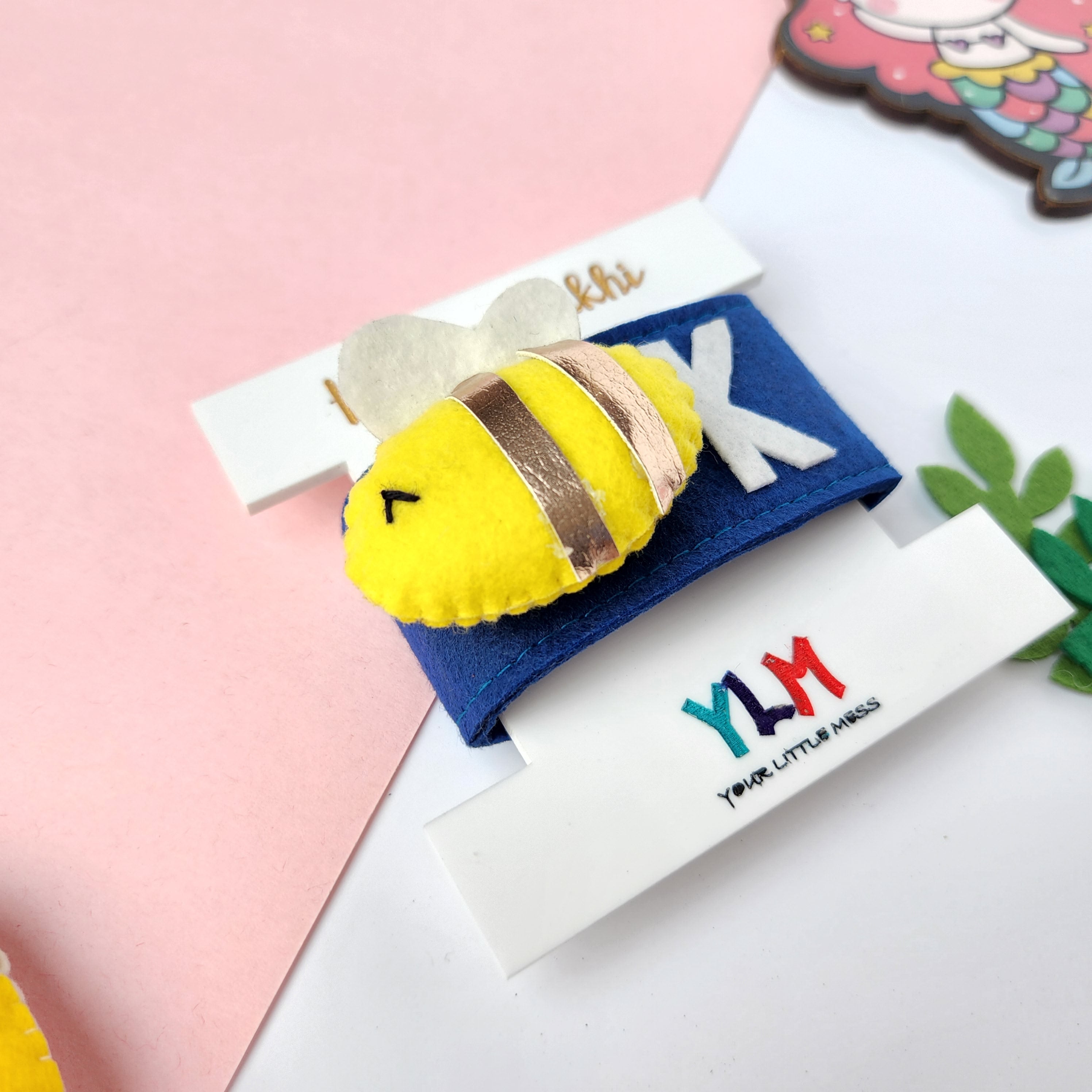 Personalized Wristband - Bee