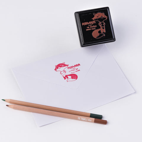products/Reading_Racoon-02.jpg