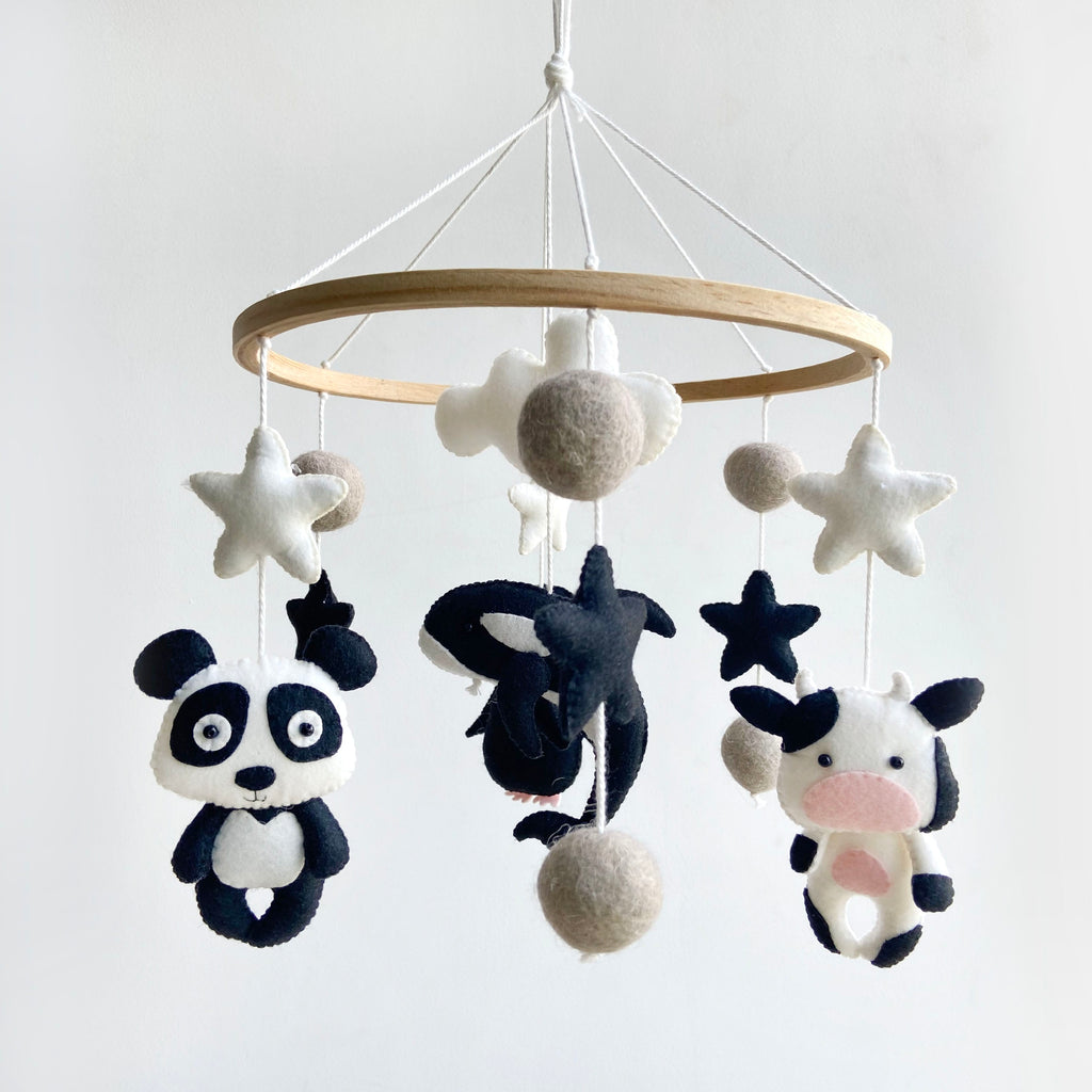 Penguin hot sale cot mobile